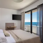 Just Bliss Рогозница