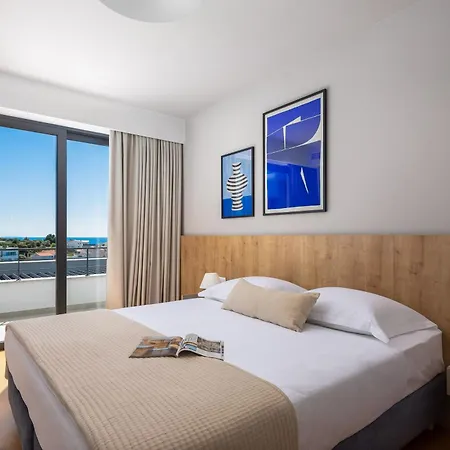 Just Bliss * Rogoznica (Sibenik-Knin)